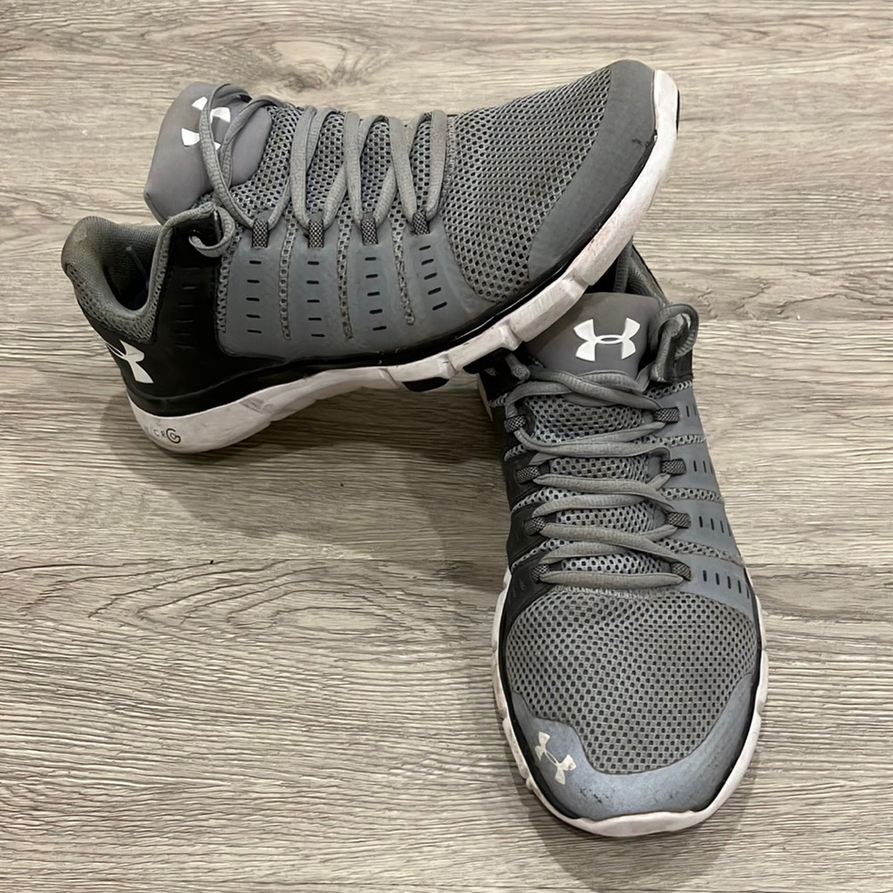 Under Armour sneakers 10.5